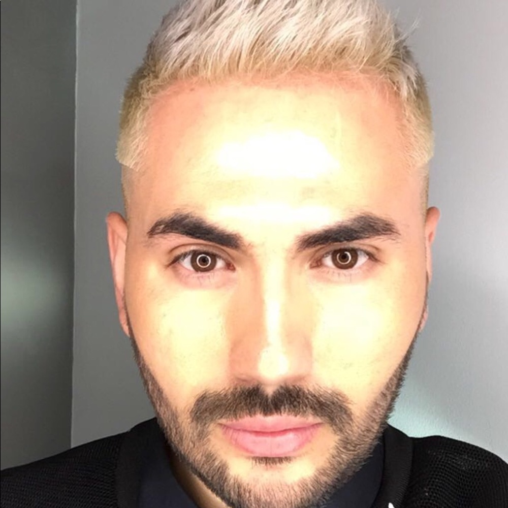 Meet your Posher, Javier